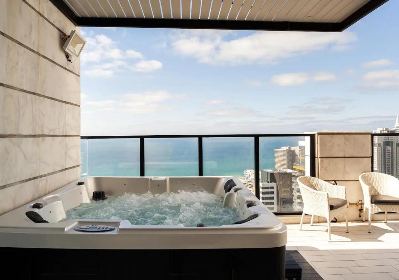 바트얌 Oַ&O Group- Luxury Penthouse Jacuzzi Sea 36 Floor 아파트 외부 사진