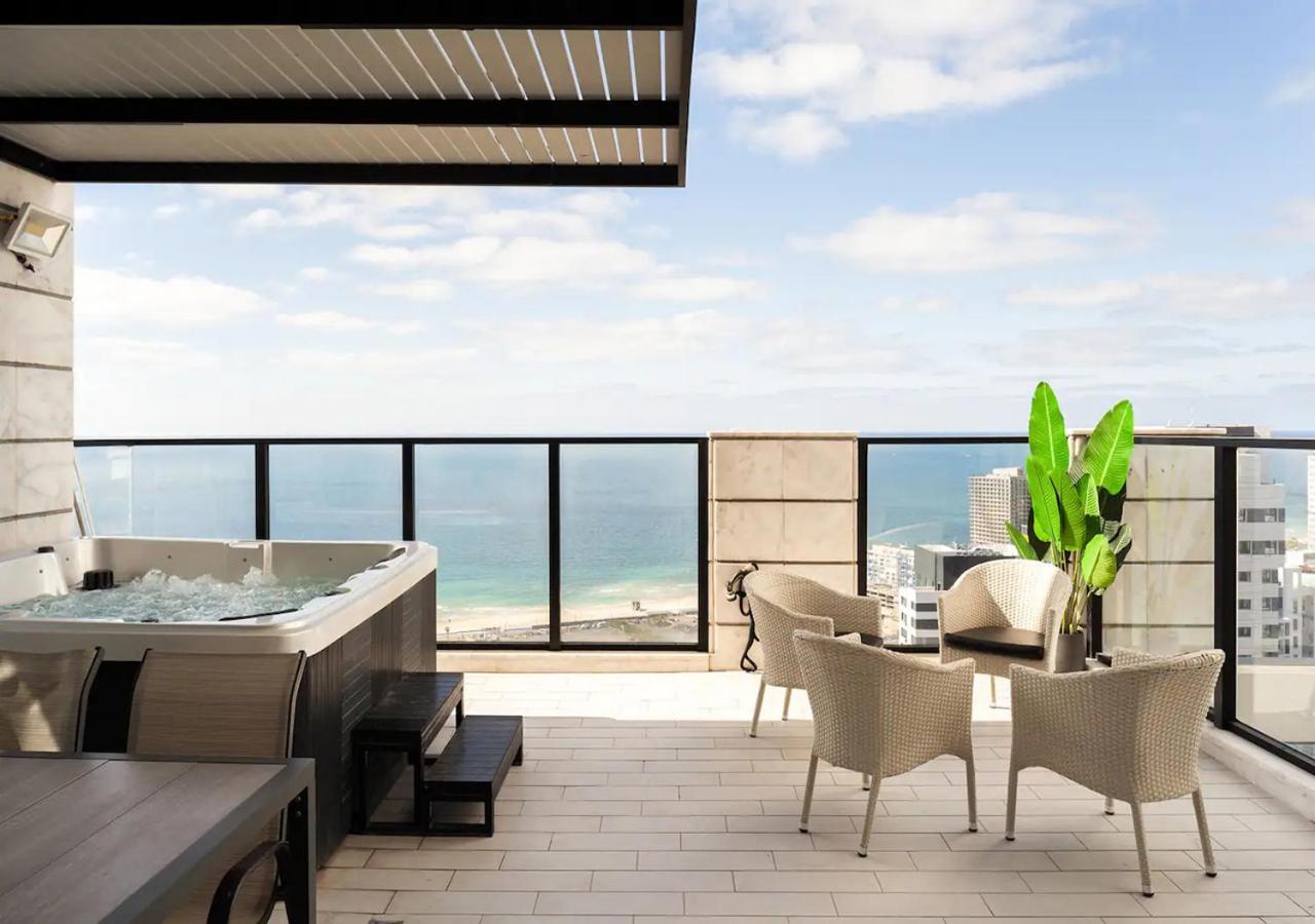 바트얌 Oַ&O Group- Luxury Penthouse Jacuzzi Sea 36 Floor 아파트 외부 사진