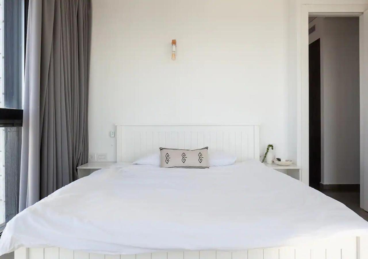 바트얌 Oַ&O Group- Luxury Penthouse Jacuzzi Sea 36 Floor 아파트 외부 사진
